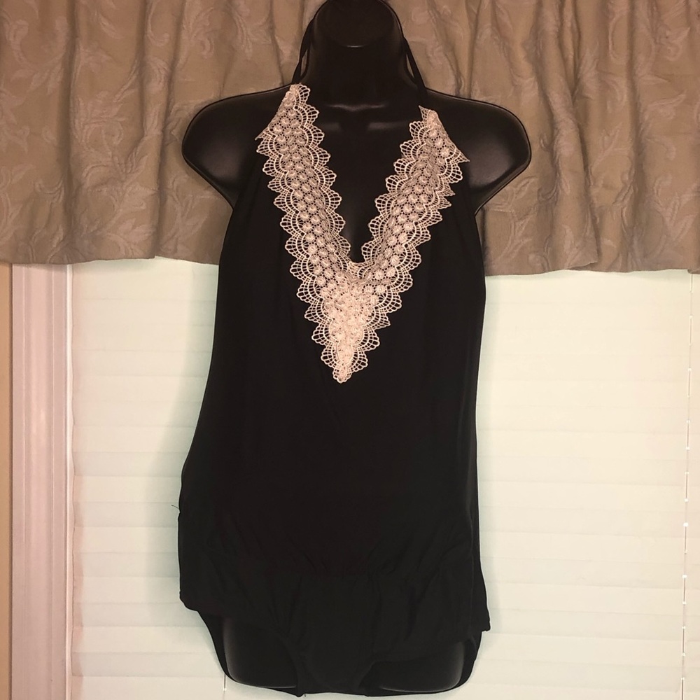 Sea Angel Maternity black halter swim suit 2x. NWT